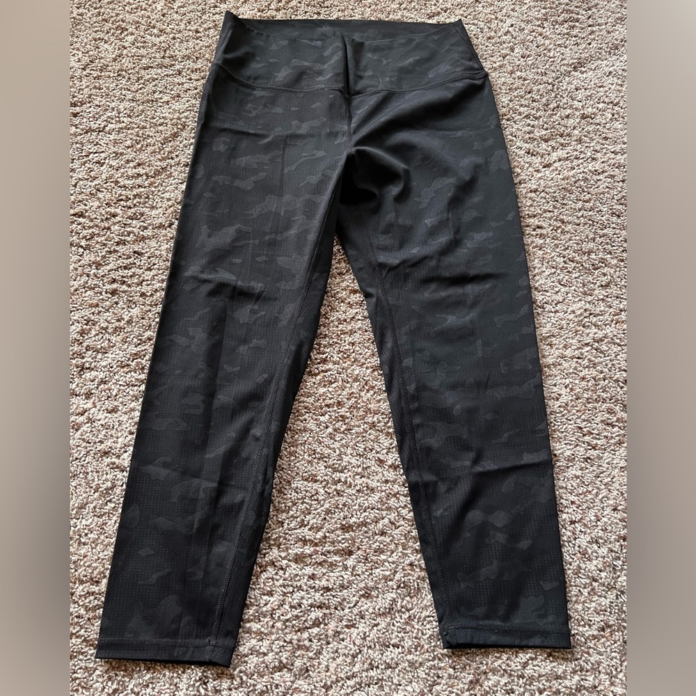 ZYIA Camo leggings